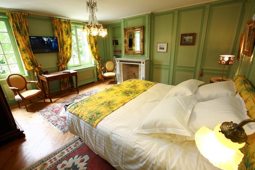 Le Domaine Du Lieu Athan ,Reserve Aux Adultes Bed & Breakfast Saint-Gatien-des-Bois Bagian luar foto